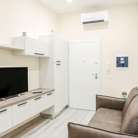 Bari Centrale Railway Station Apartment Luaran gambar