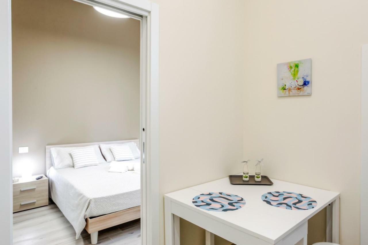 Bari Centrale Railway Station Apartment Luaran gambar